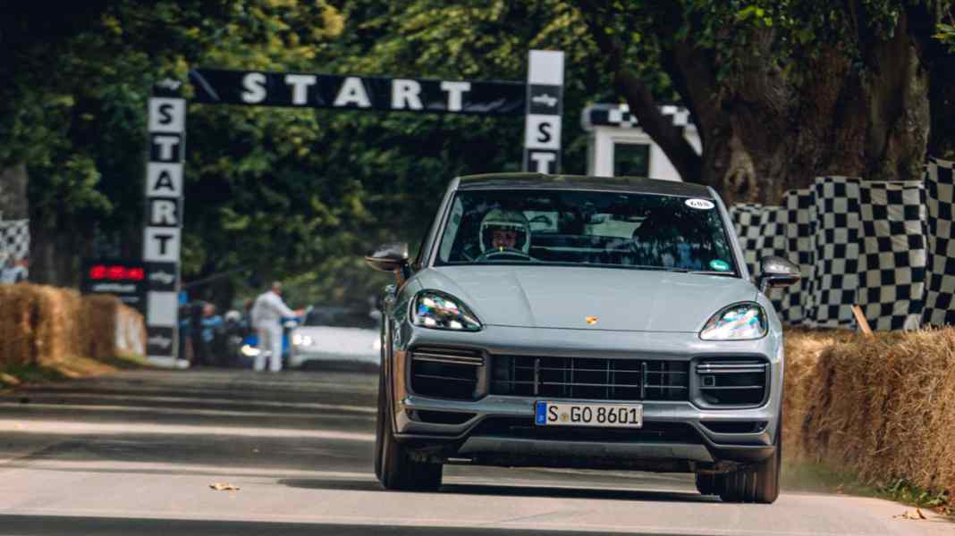 Fulminantes Debut beim Goodwood Festival of Speed: Cayenne Turbo GT
