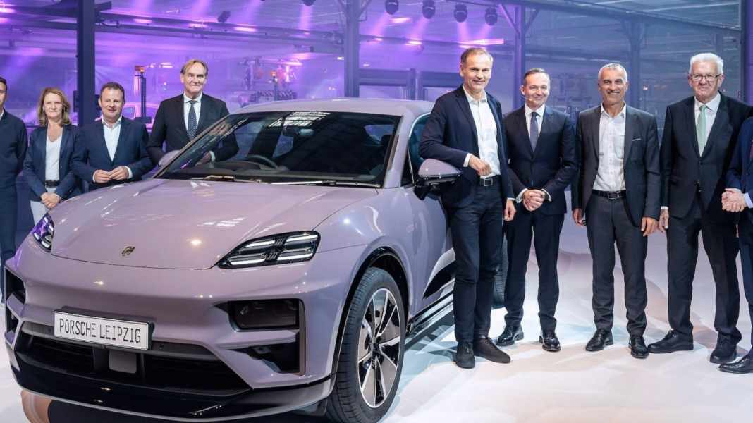 Porsche feiert Start der Elektromobilität: Standort Leipzig