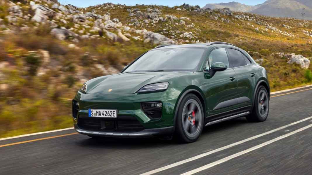 Porsche verdoppelt das Modell-Angebot beim vollelektrischen Macan: Auch neues Offroad Design-Paket