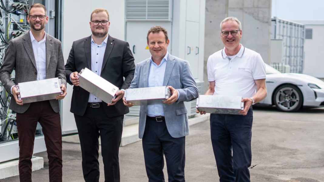 Ein Energiespeicher aus gebrauchten Taycan-Batterien: Second Life-Konzept