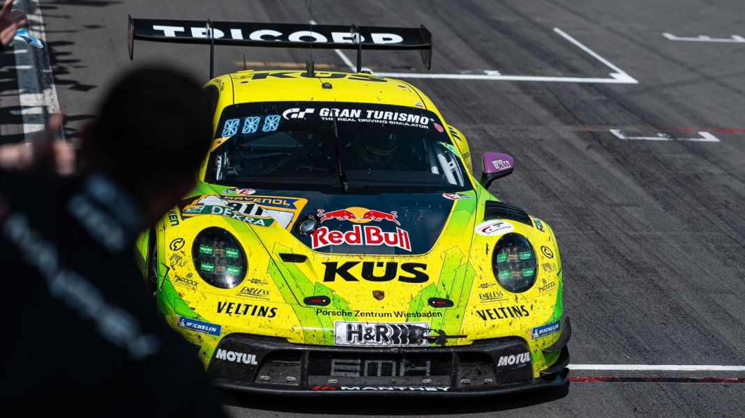 Zwei Porsche 911 GT3 R auf dem Podium: 24-Stunden-Rennen Nürburgring