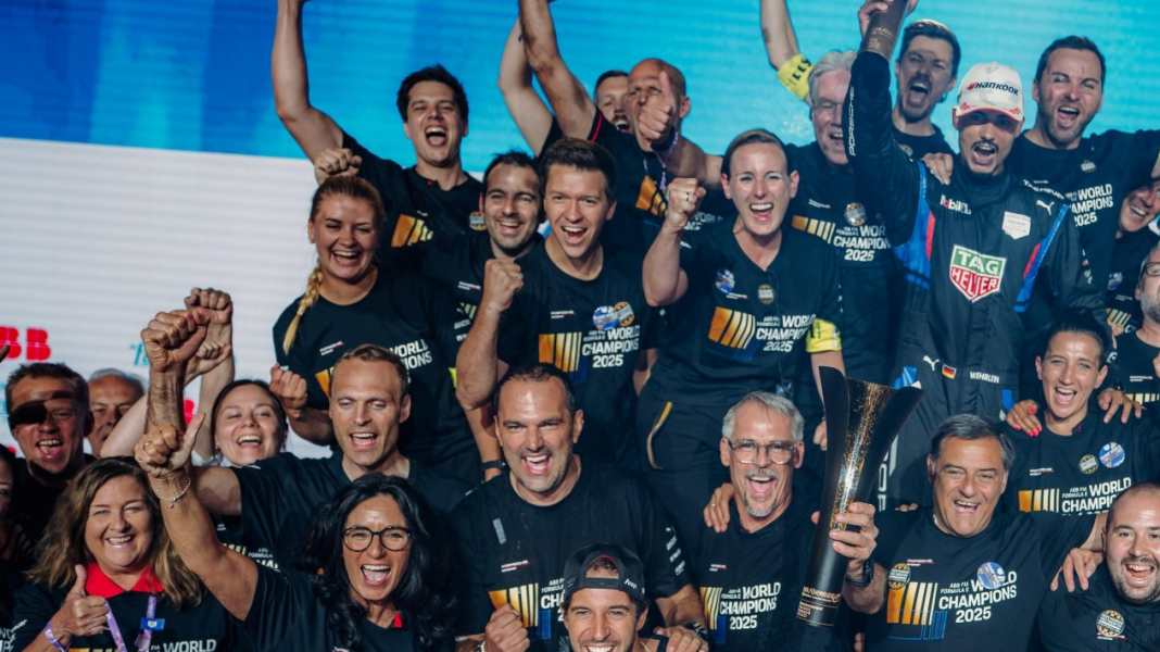 Porsche gewinnt beide Titel beim Saisonfinale in London: Formel-E-Weltmeister
