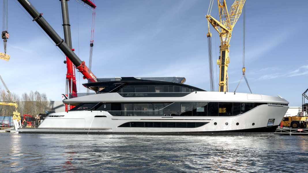 Van der Valk: Launches largest yacht
