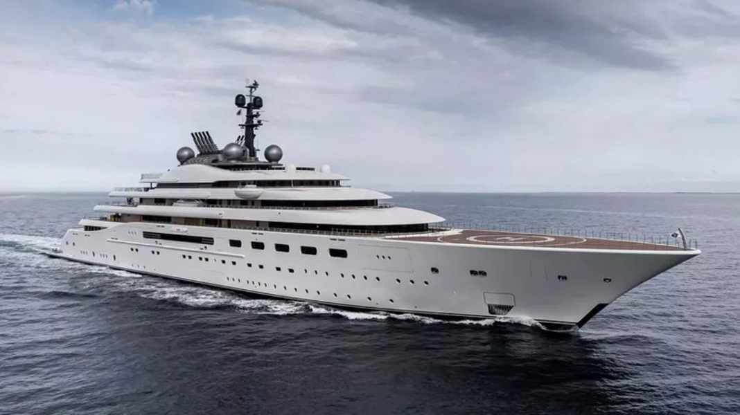 Lürssen verabschiedete 160-Meter-„Blue“