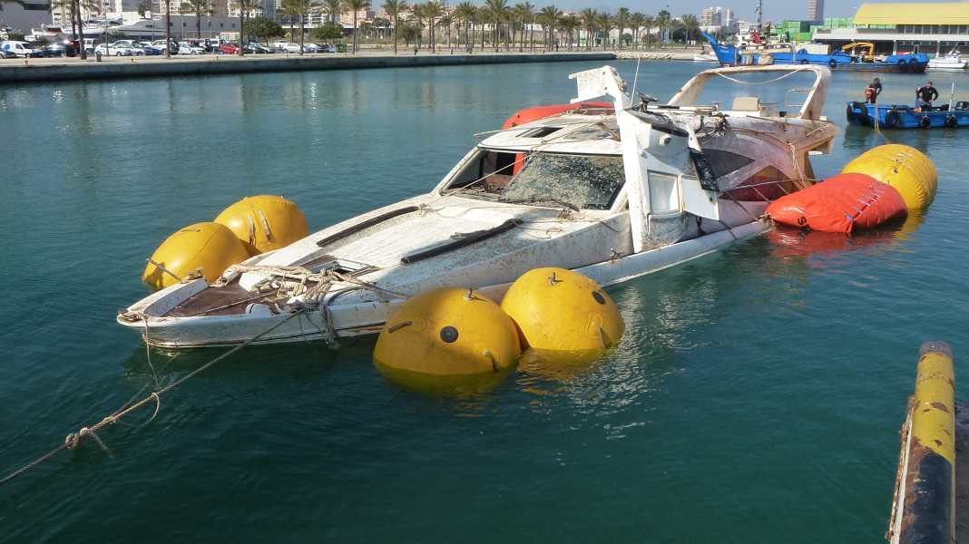 Webinar for charterers: The right insurance for your boat, skipper and crew - register for the webinar now! On 8.3. at 19.30h