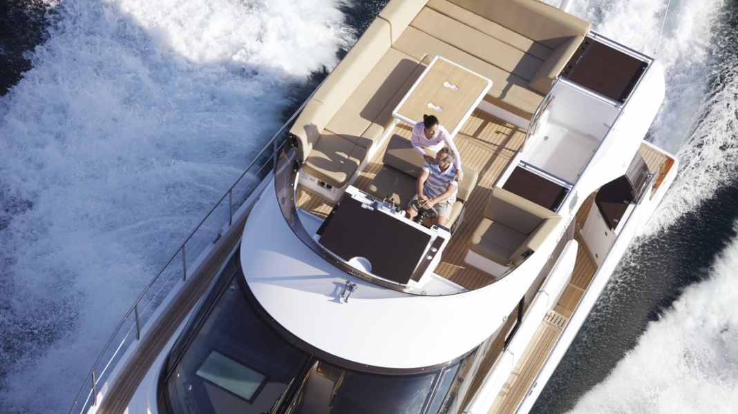Sealine F42