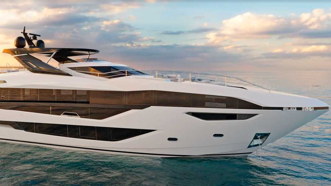 Sunseeker 100 Yacht: Superyacht arrives in reality