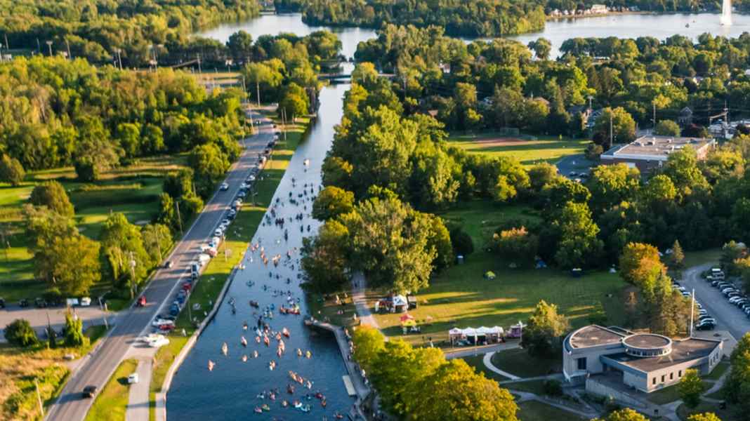 Trent-Severn-Waterway: Führerscheinfreier Hausbooturlaub in Kanada