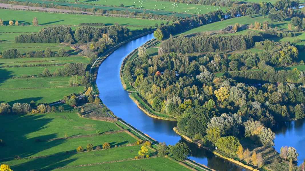 Elbe-Lübeck Canal: Clear sailing again after eight months