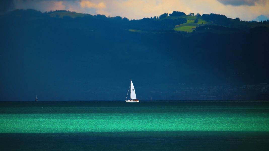 Meteo estremo: attenzione ai temporali! Il servizio di allerta temporali sui laghi alpini