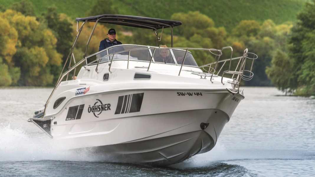 Test: Kajütboot - Öchsner SRX30-Yachtline