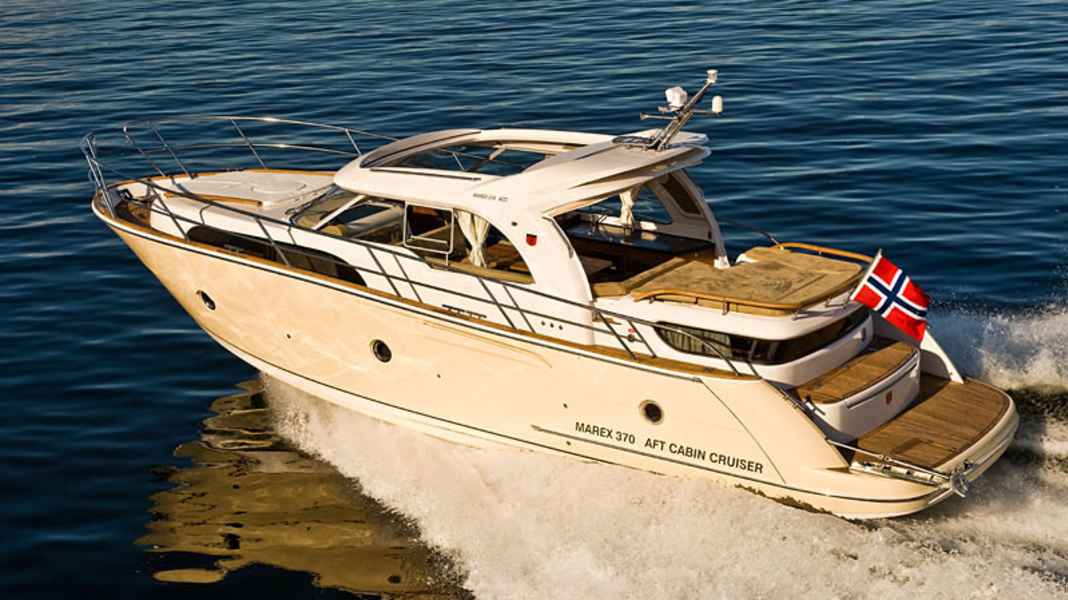 Test: Marex 370 Aft Cabin