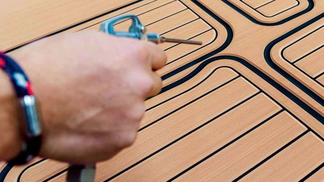 Werkstatt: Decksbeläge von SeaDek - Neu eingedeckt