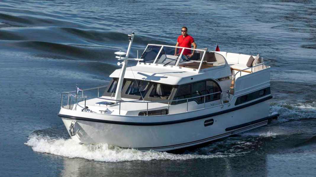 Test: Stahlverdränger mit Wellenantrieb - Linssen 35 SL AC