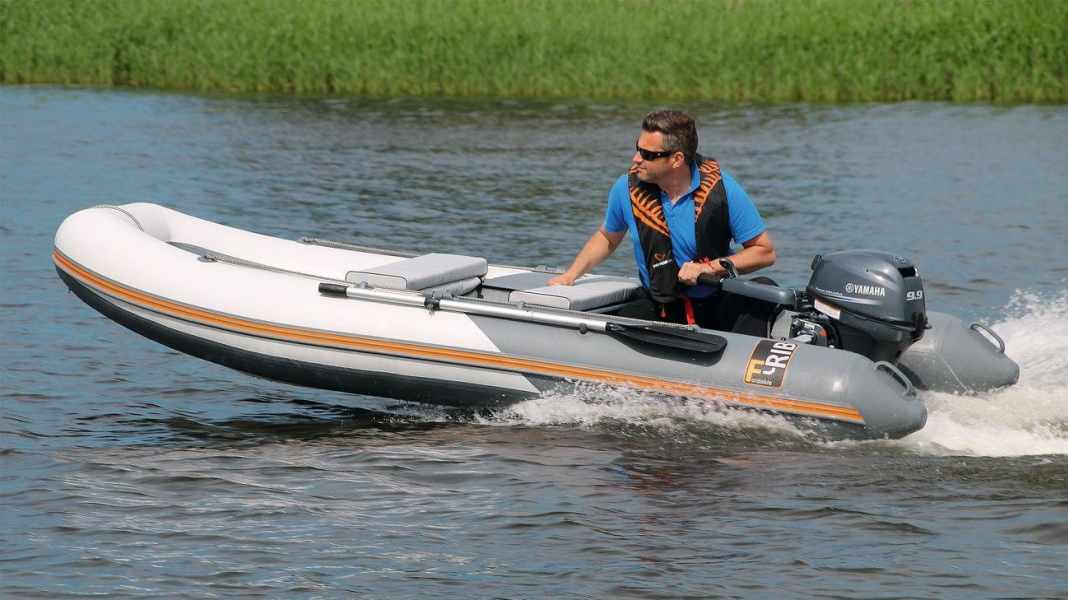 New: Foldable inflatable boat - RIB for travelling luggage
