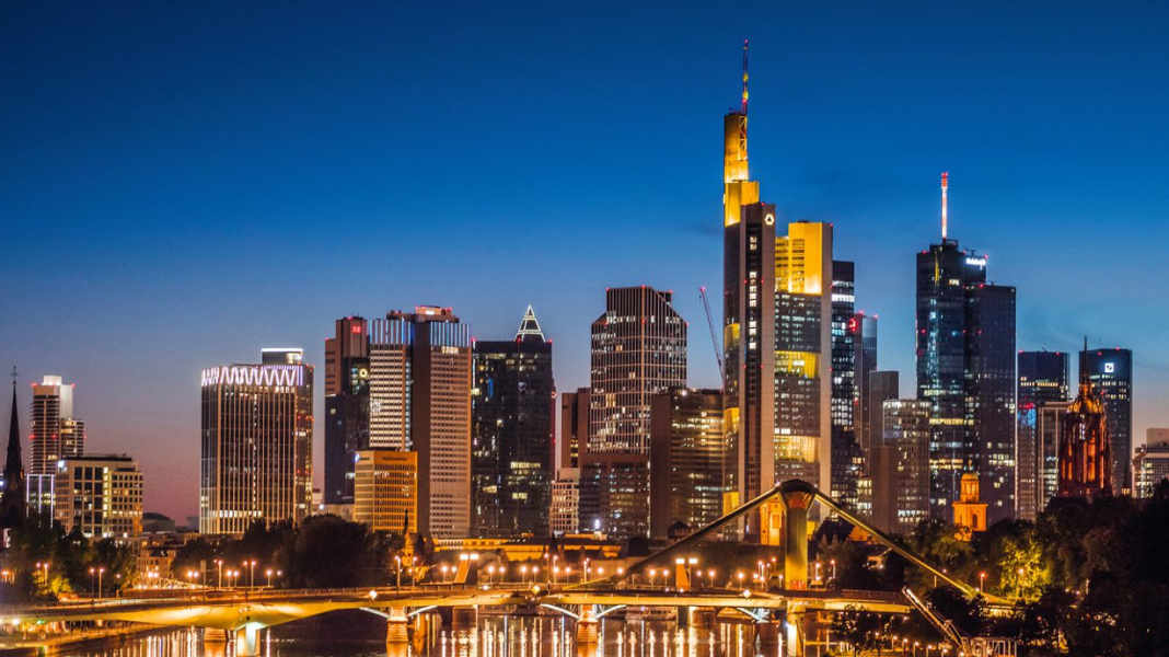 Germany: Main - Welcome to Mainhattan
