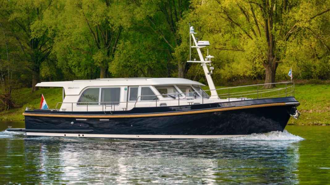 Test: Traveller - Linssen Grand Sturdy 500 Sedan Variodeck