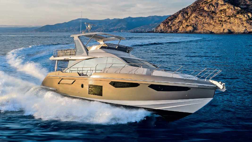 Test: Azimut 60 Flybridge - Ein Hauch von Mega