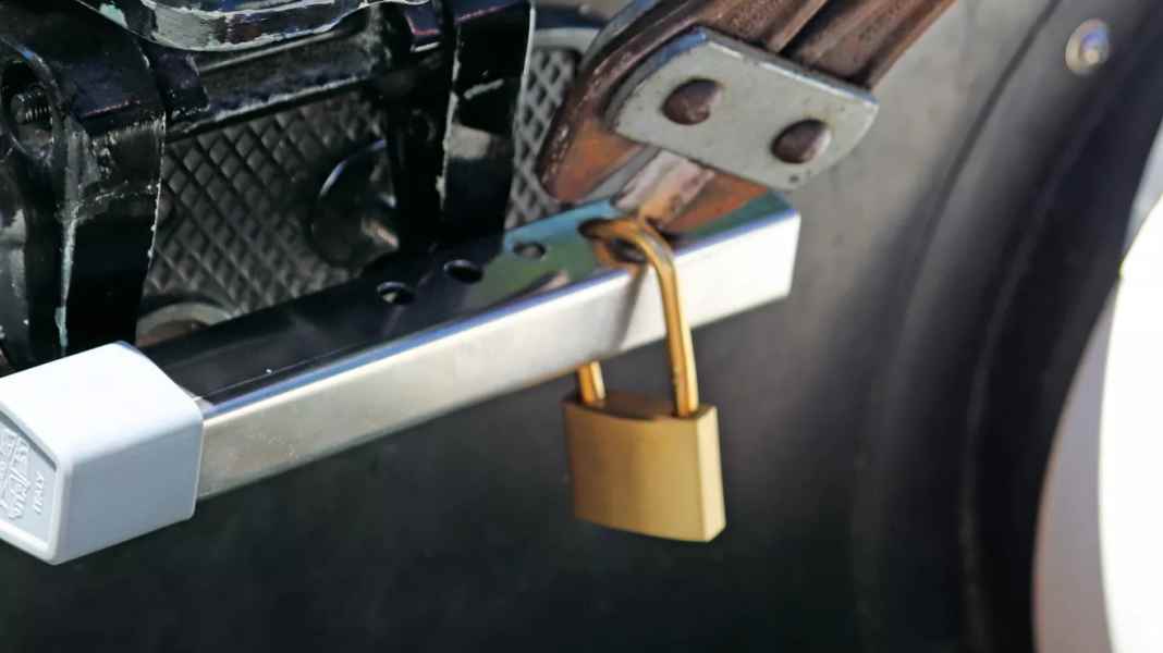 Theft in winter storage: Three outboard motors stolen in Laboe and Wendtorf - damage totalling 80,000 euros