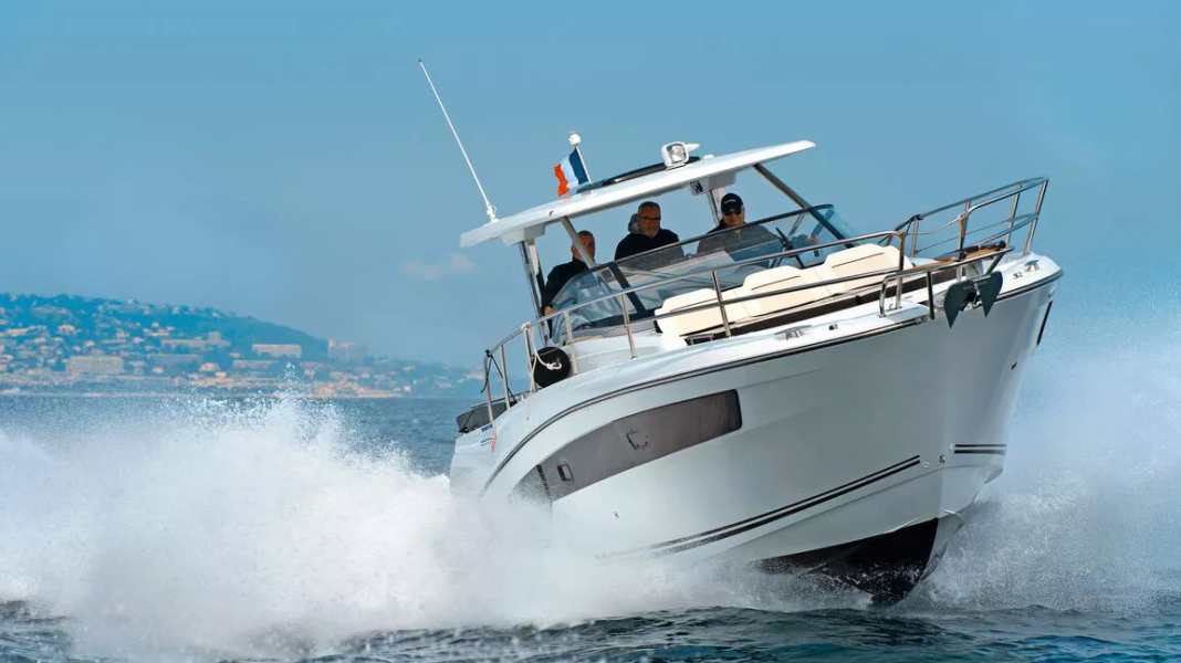 Test: Jeanneau Cap Camarat 10.5 WA Serie2