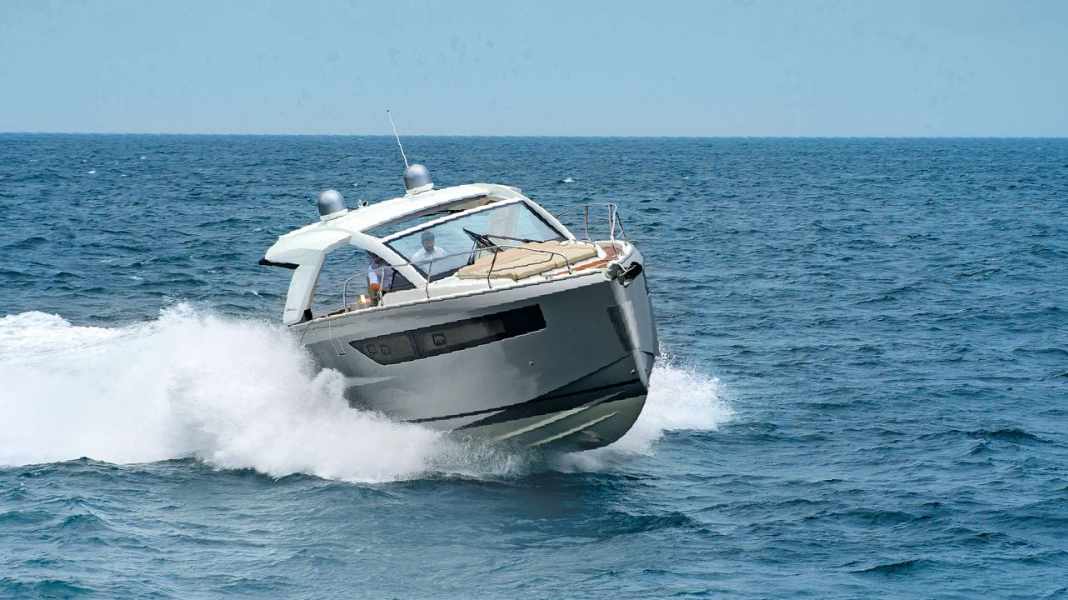 An Bord: Jeanneau DB/43