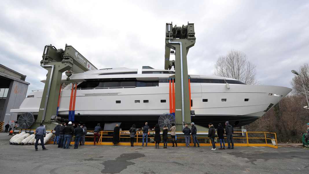 Sanlorenzo launchte SL 118 „H1"