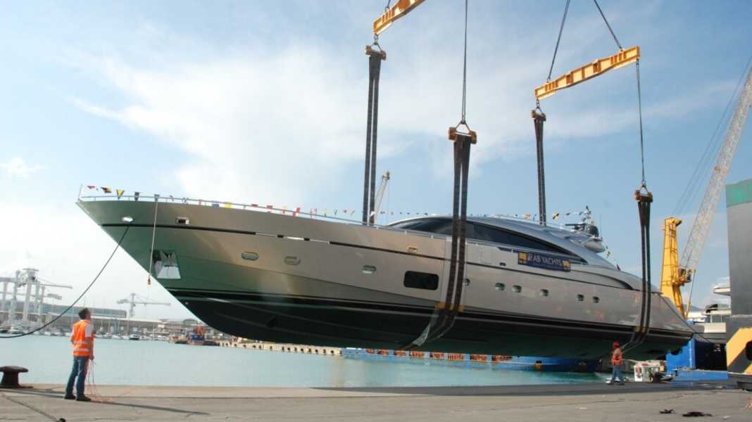AB Yachts launchte die fünfte AB 116