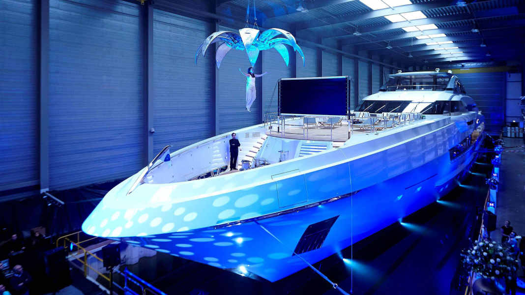 Heesen taufte 70m-Flaggschiff