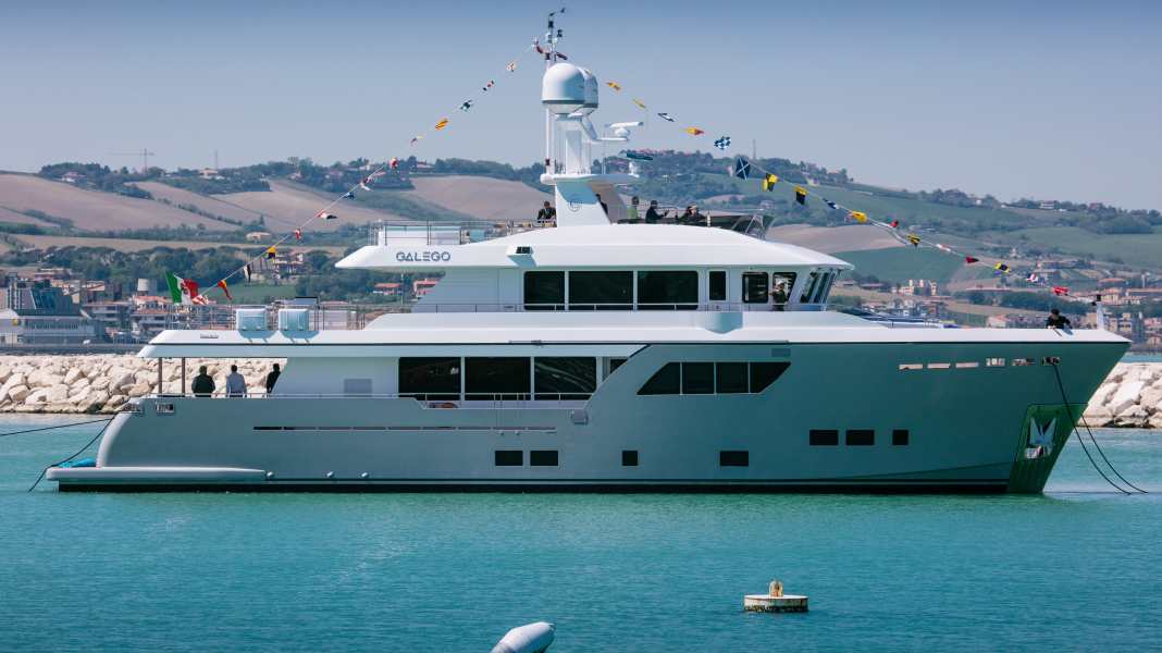 CdM launched the 32-metre "Galego"