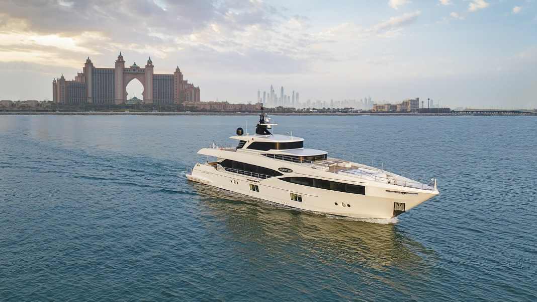 Gulf Craft liefert Majesty 100 „Nahar" aus