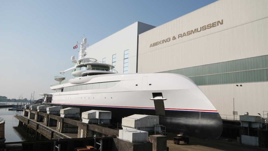 A&R launches 80-metre "Excellence" into the water