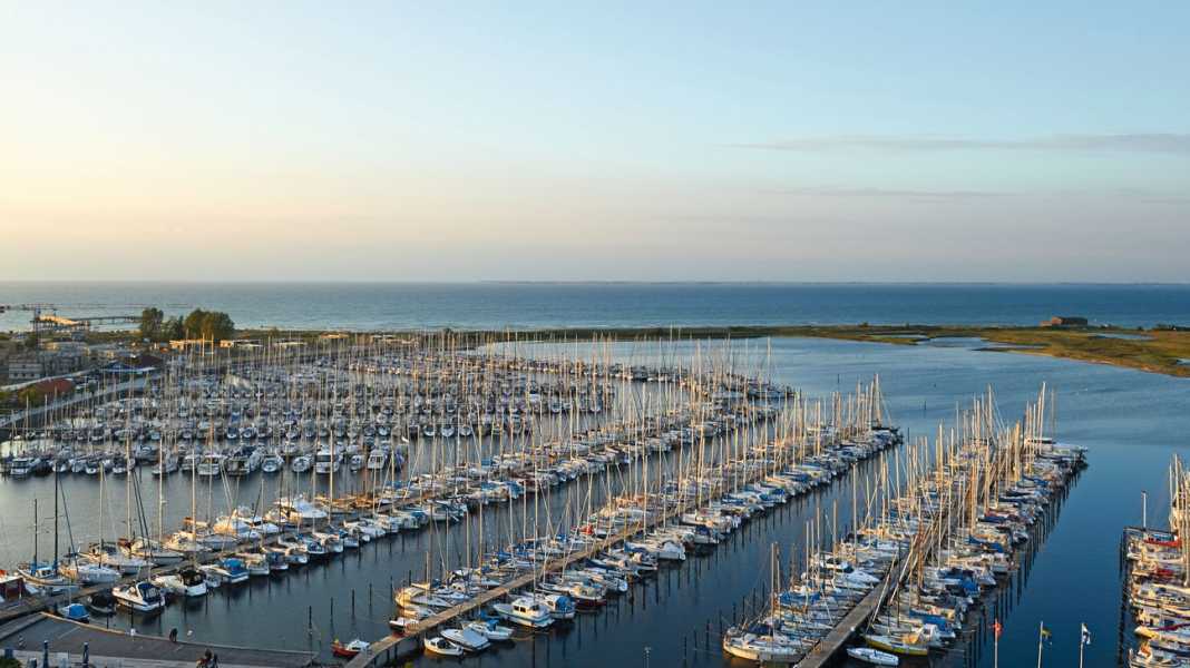 Berth shortage: shattered dreams