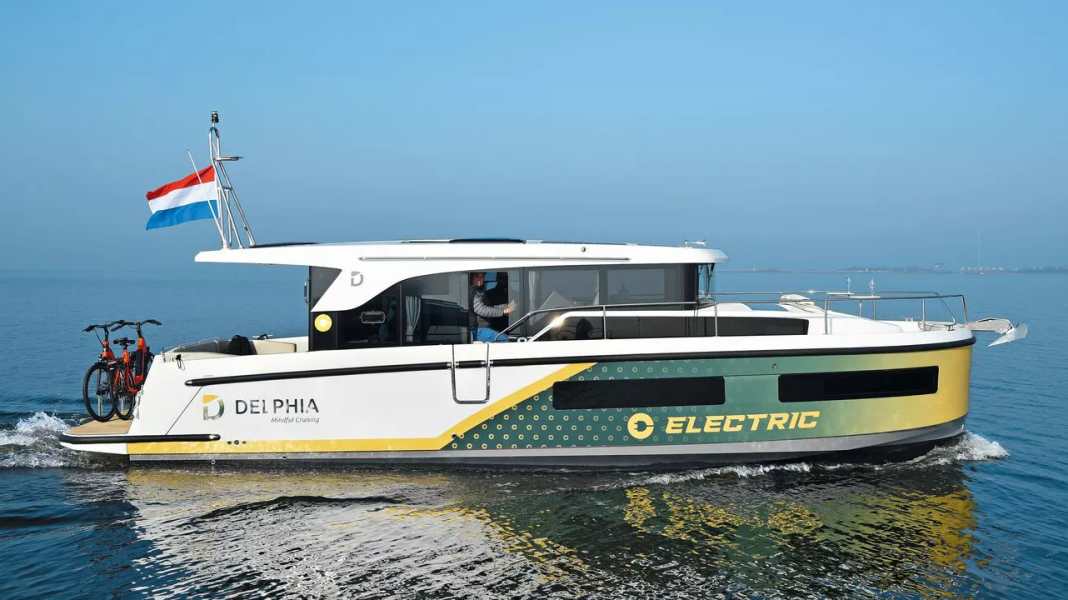 An Bord: Delphia 11 Electric Sedan