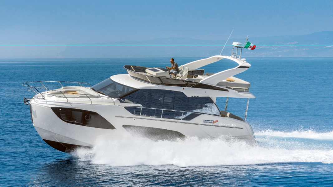 Test: Flybridge motor yacht - Absolute 47 Fly