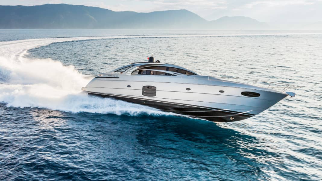 Test: Pershing 70 - Into the stratosphere