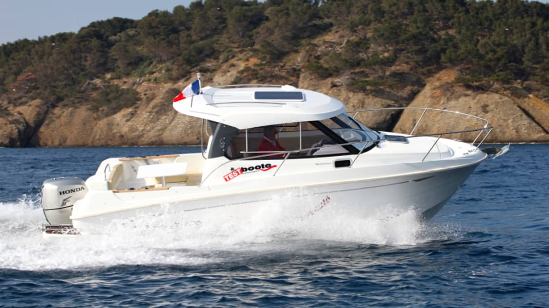 Bénéteau Antares 7.80