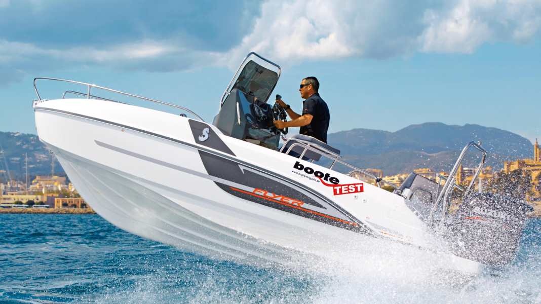 Test: Beneteau Flyer 5.5 Spacedeck - Auf Höhenflug