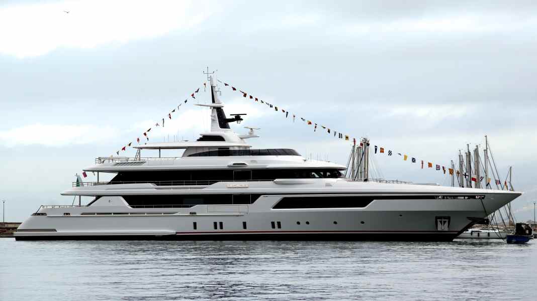 Only three years to build: Codecasa delivers 57-metre Legacy 4
