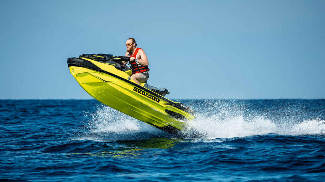 Test: Jetboote - Hoch hinaus