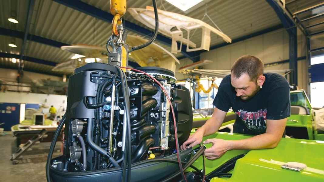Outboard engines: 150 hp in the test - The new centre
