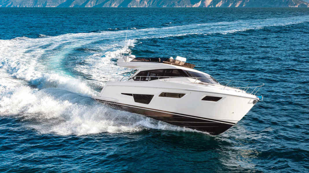 Test: Motoryacht - Ferretti 500