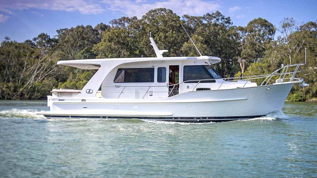 Integrity 380 Sedan