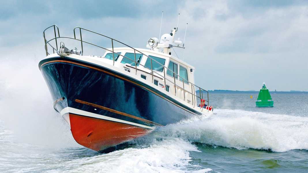 Test: North-Line 42 Express Wheelhouse - The pilot boat