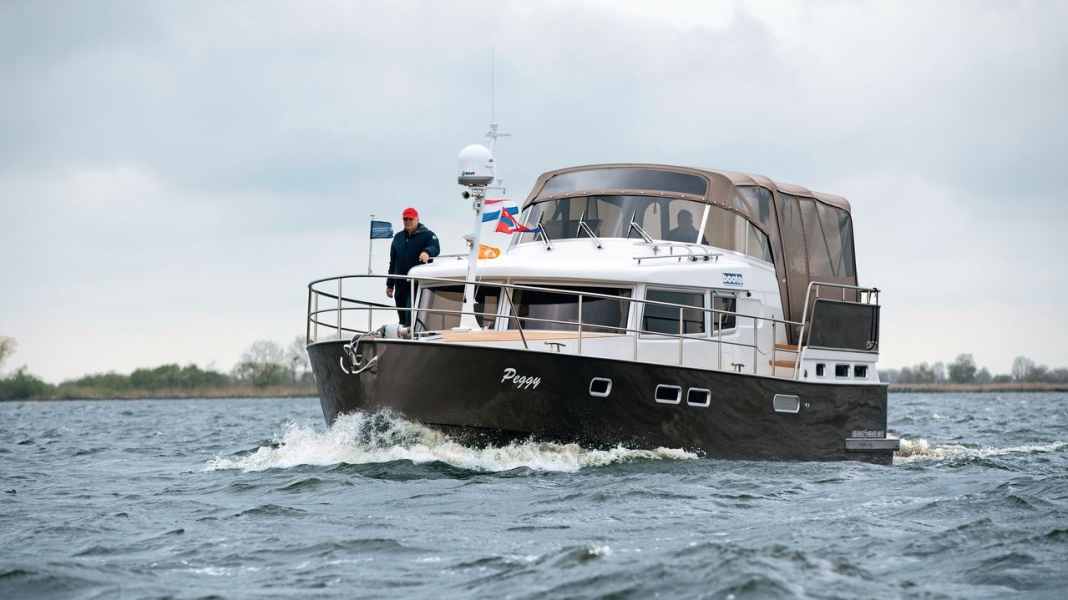 Test: Aquanaut 400 AC-DJ - How it should be