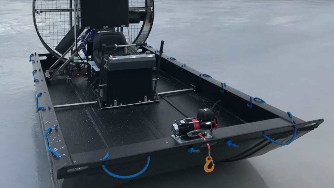 Hydrokopter-Spaß: Fahren auf Eis, Schnee und Wasser