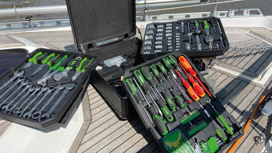 Tool sets: No more chaos in the case