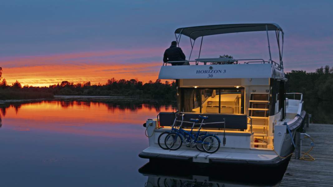 Versicherungen: Schomacker erweitert Absicherung für Chartercrews