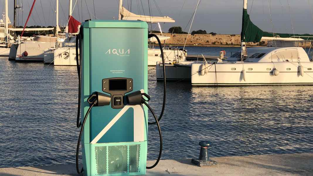 Technology: Italy expands infrastructure - chargers for recreational boating