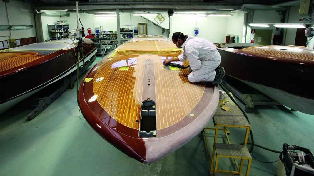 RAM: A maintenance centre makes the Riva classics shine.