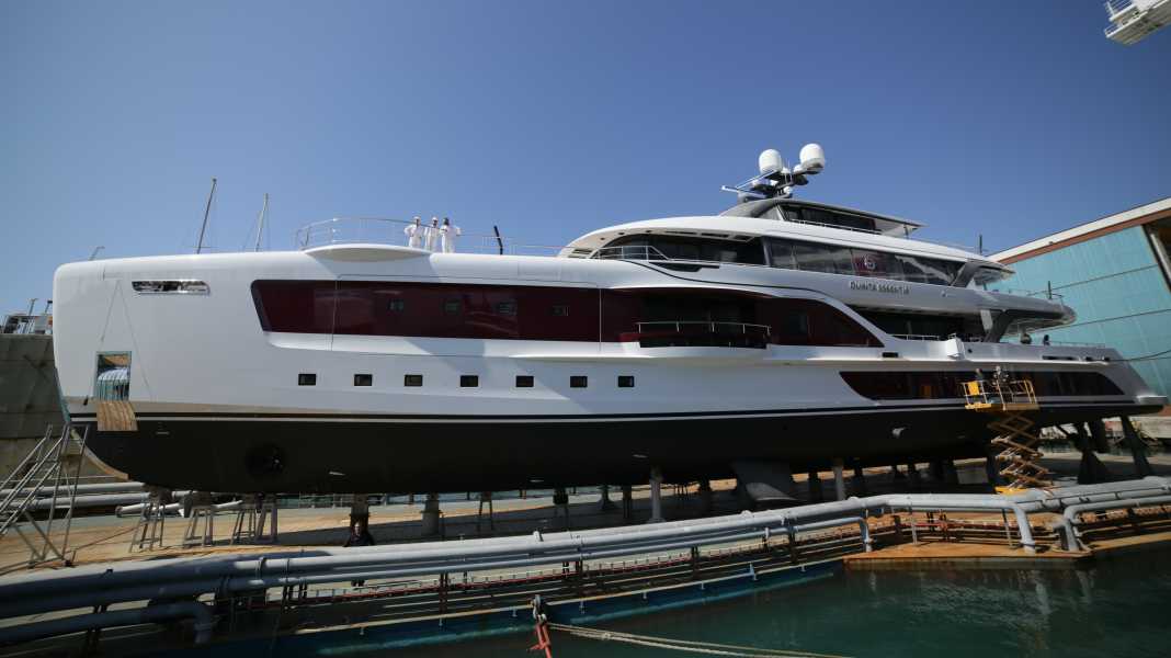 Admiral wasserte „Quinta Essentia" und „Ouranos"